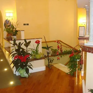 Hotel Dina, Rom