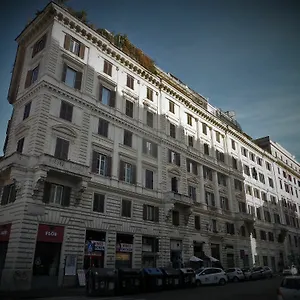 325 Ai Fori ** Roma